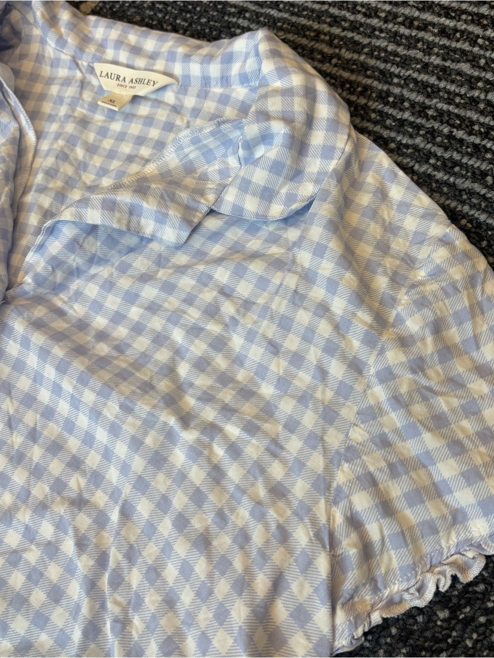 Laura Ashley XL Blue and White Gingham Short Pajama Set Ruffle Trim - Picture 3 of 10